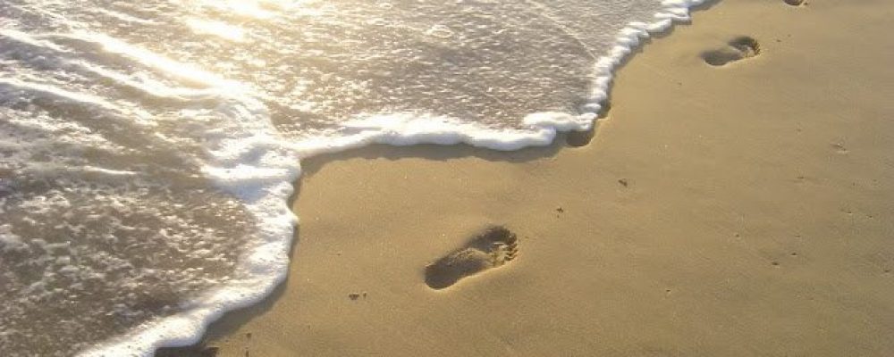 FootprintsInTheSand-4